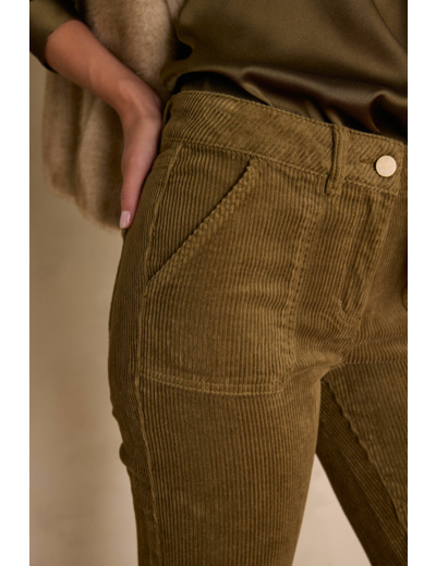 Pantalon chino NALLA en velours côtelé