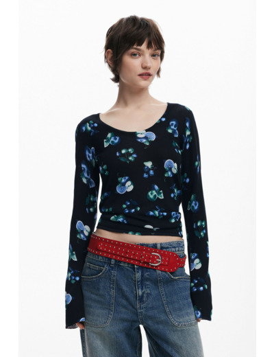 Thin Gauge Pullover