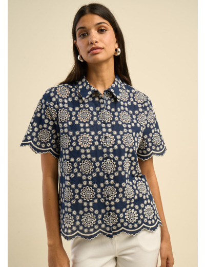 Chemise manches courtes broderie anglaise contrastée