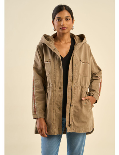 Parka mi-longue brodée