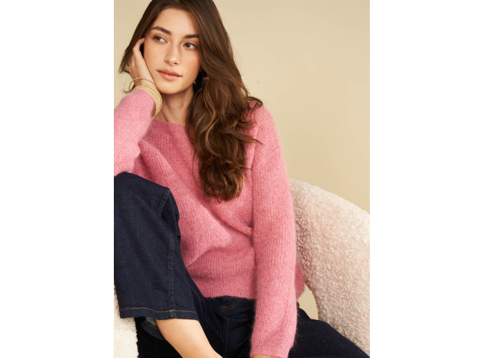 Pull col rond à détails brillants