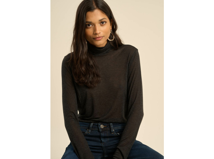 Tee-shirt col roulé et manches longues