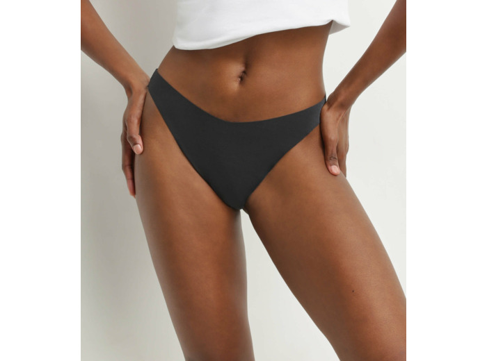 String noir en microfibre sans couture Dim No Show Invisible