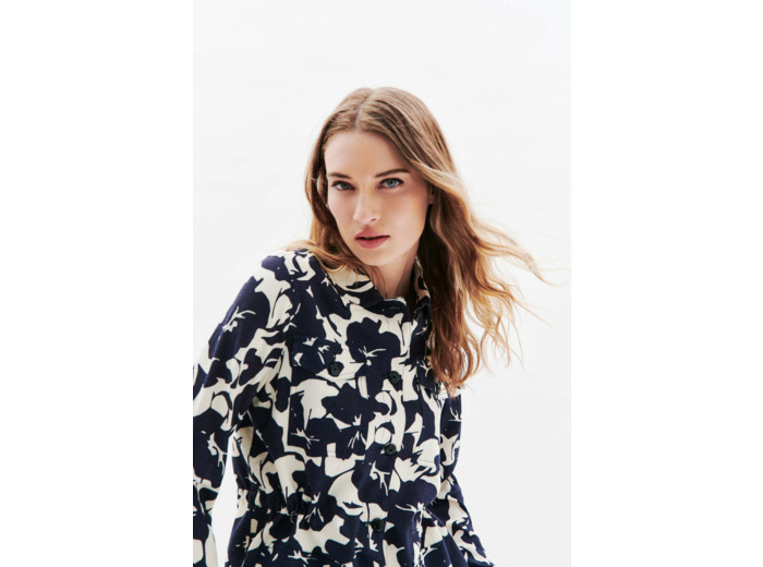 Veste vgrace6