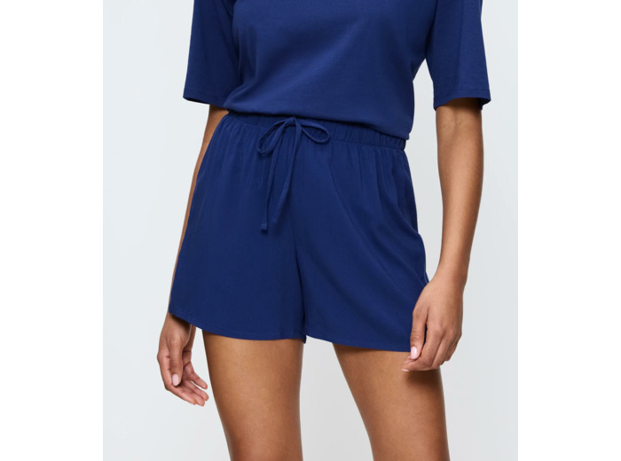Short pyjama