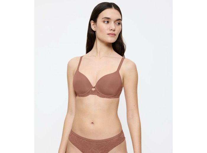 Soutien gorge avec armatures et coques