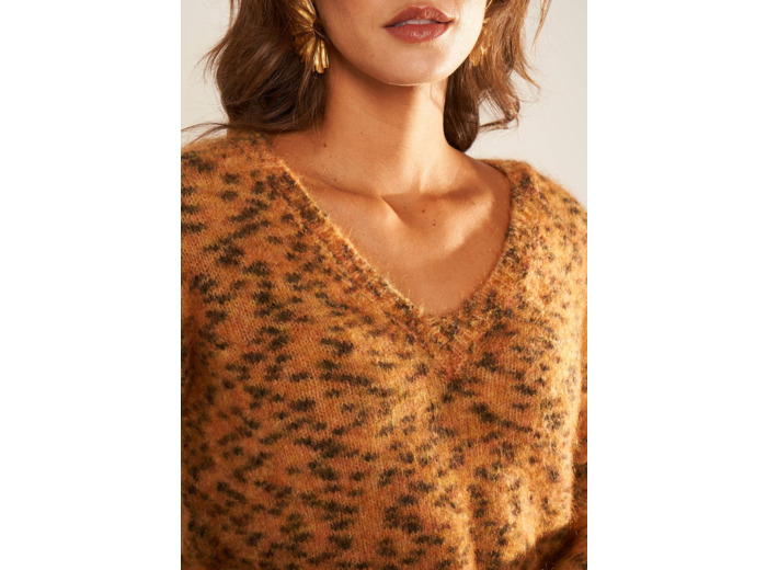 Pull col V fil effet animal