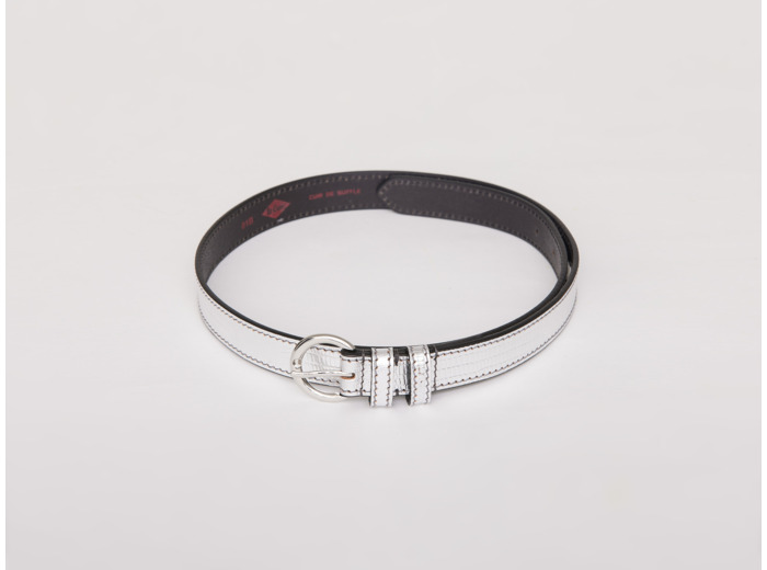 Ceinture fine en cuir argentée
