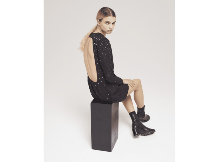 Robe Courte A Manches Longues Ornee De Strass noir