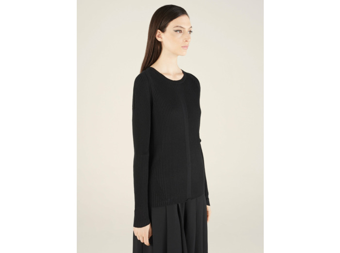Pull noir