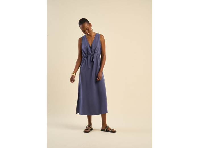 Robe longue ajustée décolleté en V