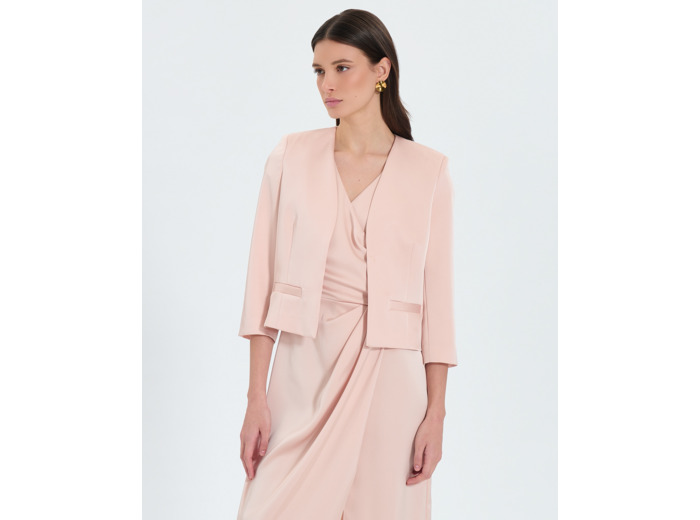 Veste courte satinée nude