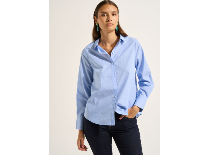 Chemise coupe droite avec des manches longues en coton