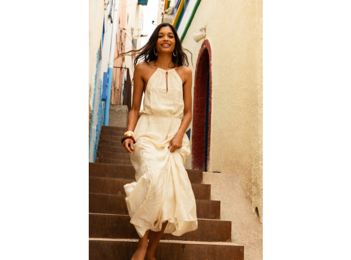 Robe longue bijoux