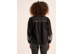 Blouse broderies contrastées