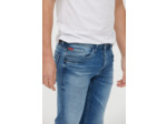 Jean taille medium, coupe droite
