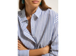 Chemise oversize avec rayures bleues en coton et fibre métallisée à manches longues