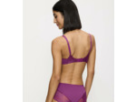 Soutien-gorge avec armatures