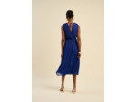 Robe longue plissée sans manches décolleté