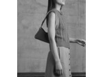 Petit sac bandoulière Sans Couture en cuir lisse