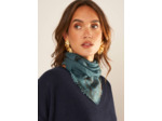 Foulard carré en laine et soie