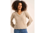 Pull col V détails crochet