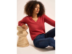 Pull col V détails crochet