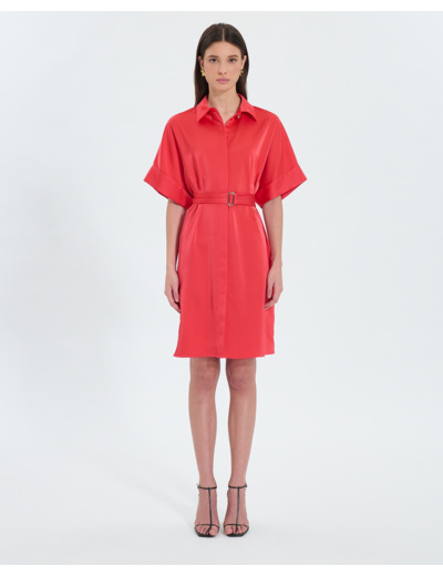 Robe chemise satinée corail