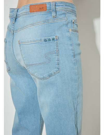 Jean boyfriend à cinq poches