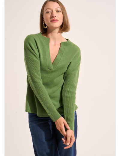 Pull ample en laine à col V et manches mi-longues