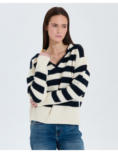 Pull à capuche bicolore