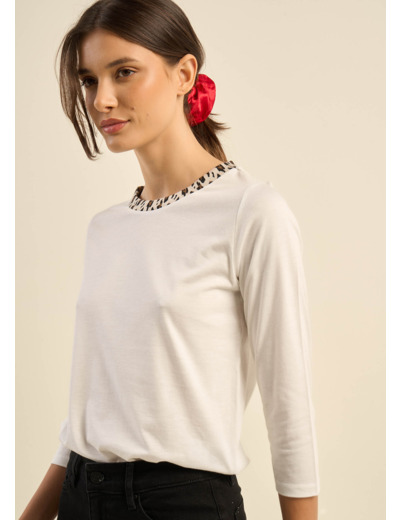 Tee-shirt avec col imprimé léopard