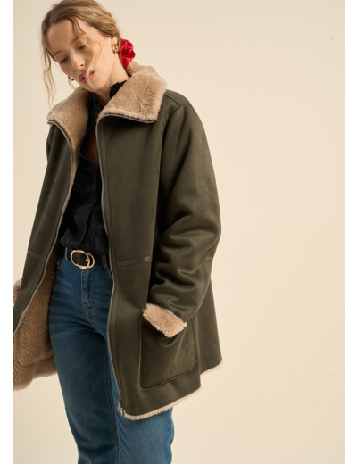 Manteau en fausse peau lainée