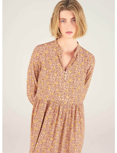 Robe rose blossom