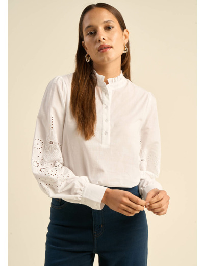 Blouse avec détails brodés