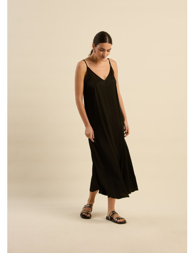 Robe longue à bretelles