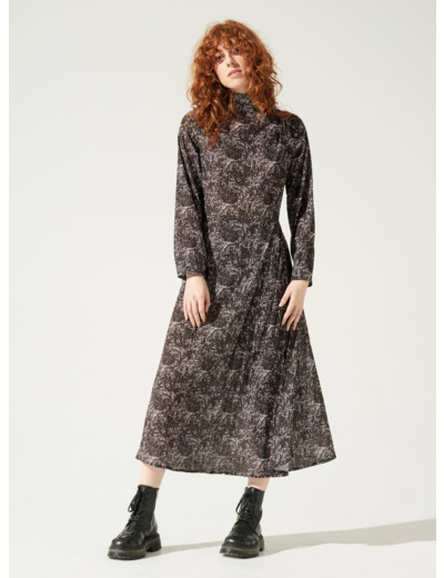 Robe noir