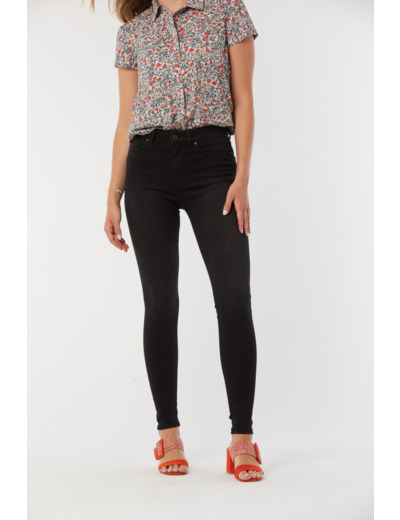 Denim skinny fit, jambes très ajustées "effet seconde peau", taille medium