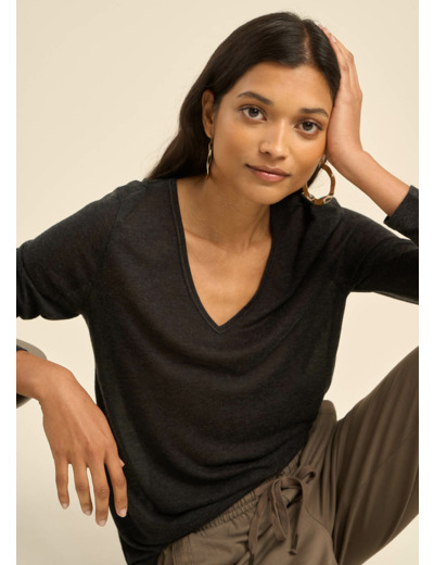 Tee-shirt col V et manches 3/4 en voile de laine