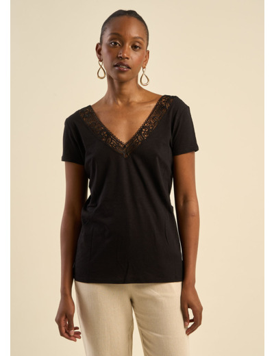 T-shirt, décolleté dos avec broderie