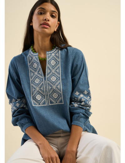 Top ample à col tunisien et broderies