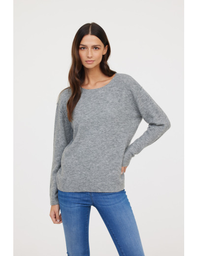 Pull tout doux effet boule avec encolure bateau