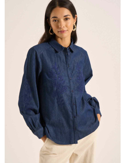 Blouse en denim brodée