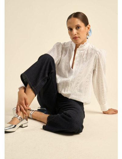 Blouse à broderie anglaise