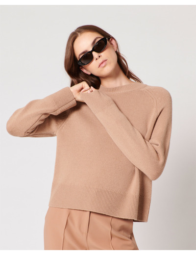 Pull Neona Camel en Laine