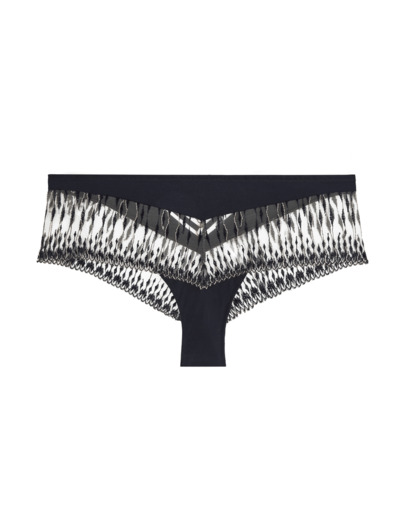 Shorty Voodoo Kiss