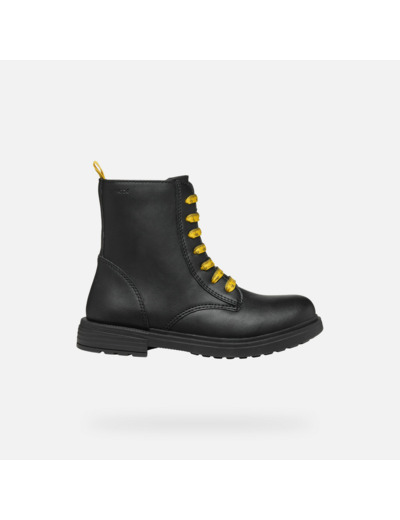 JR ECLAIR